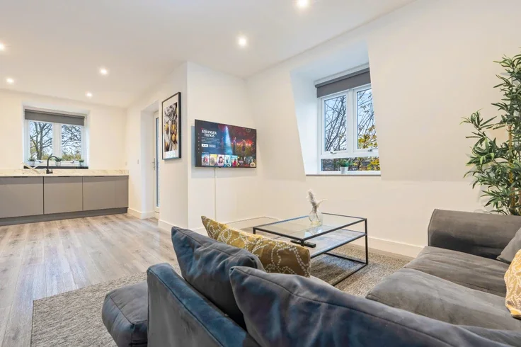 Flat Tollhouse Way in Sandwell