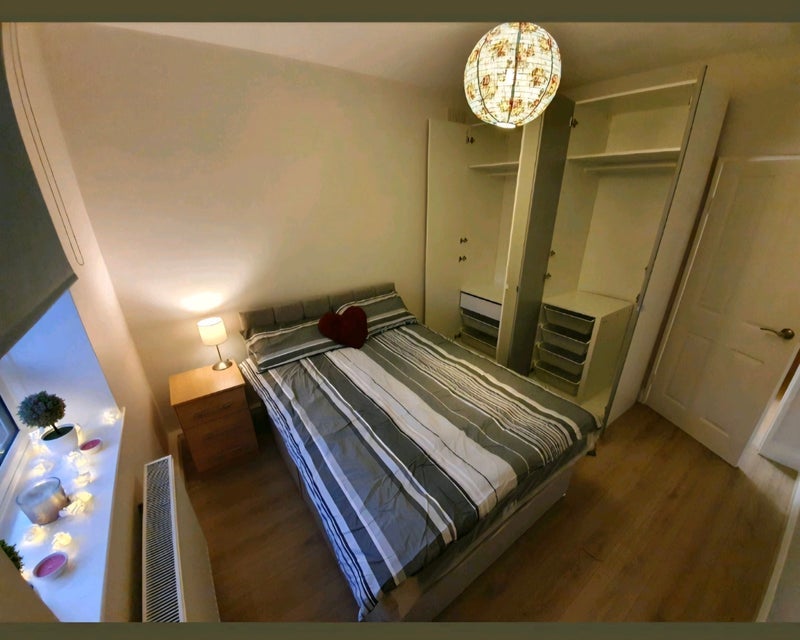 Room Lancaster Court in Greater London