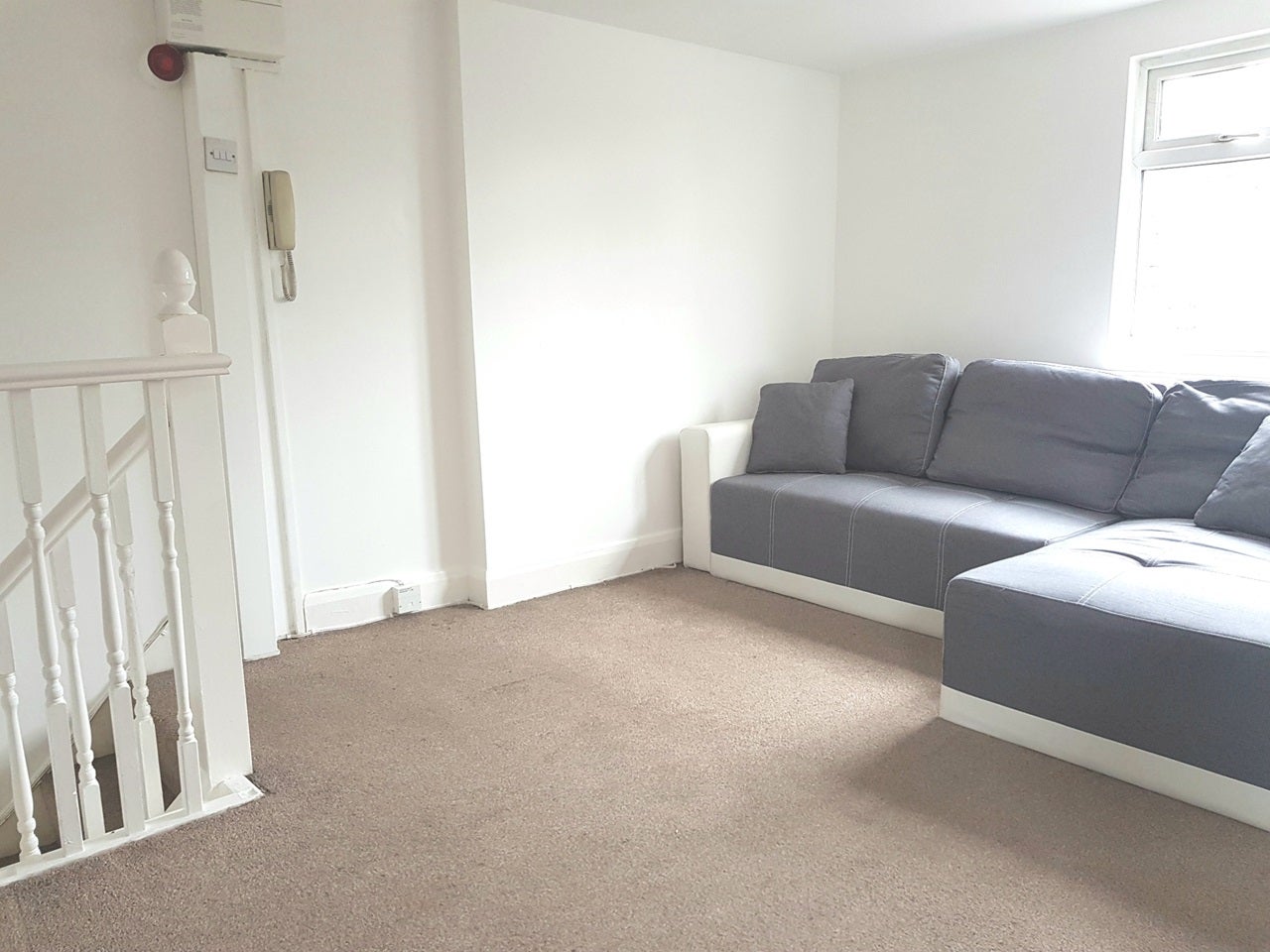 Flat Wightman Road in Greater London