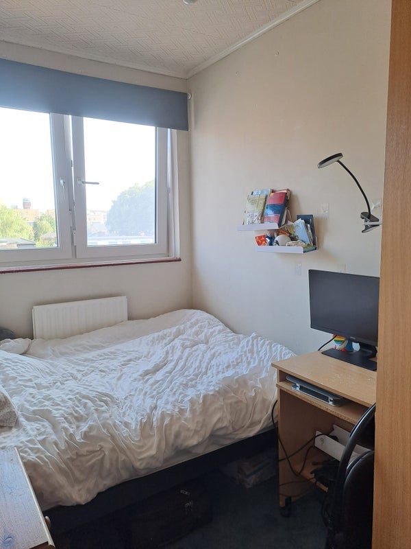 Room Yeoman Street in Greater London