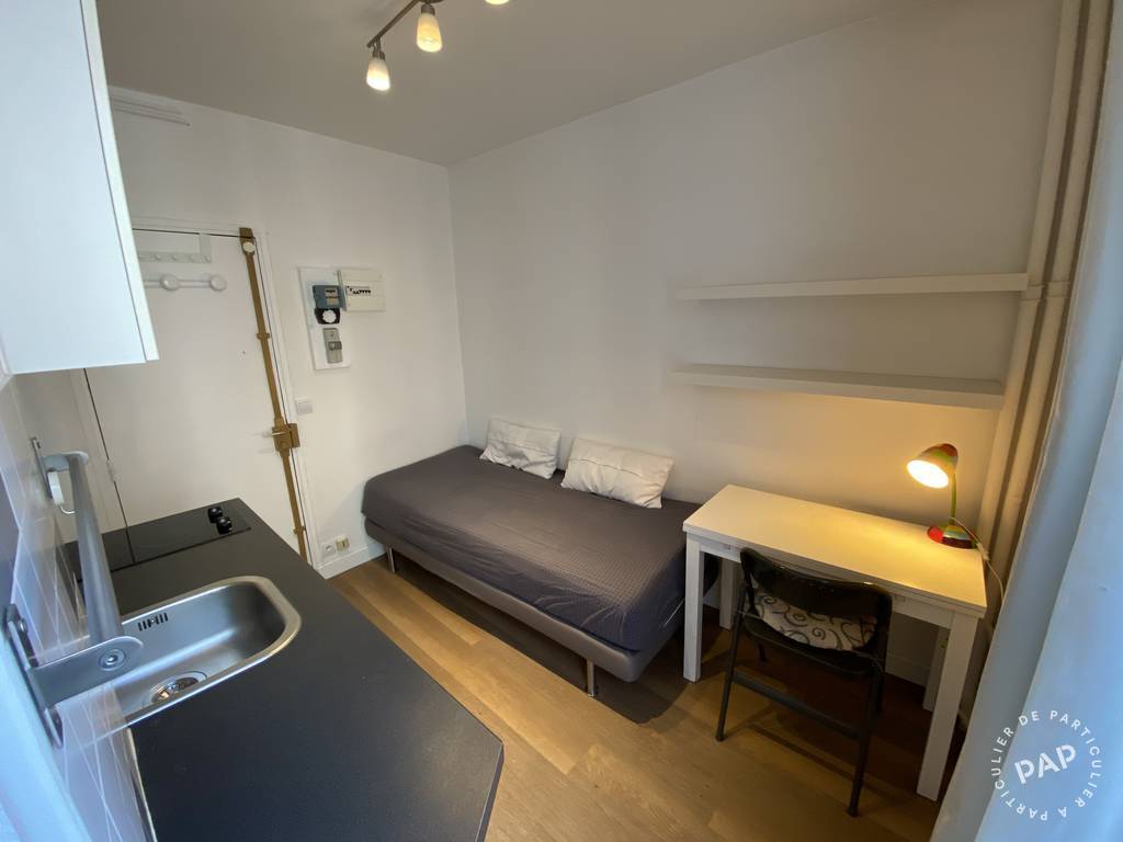 Room Avenue de la République in Paris