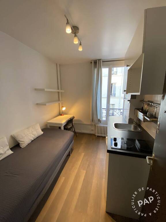 Room Avenue de la République in Paris