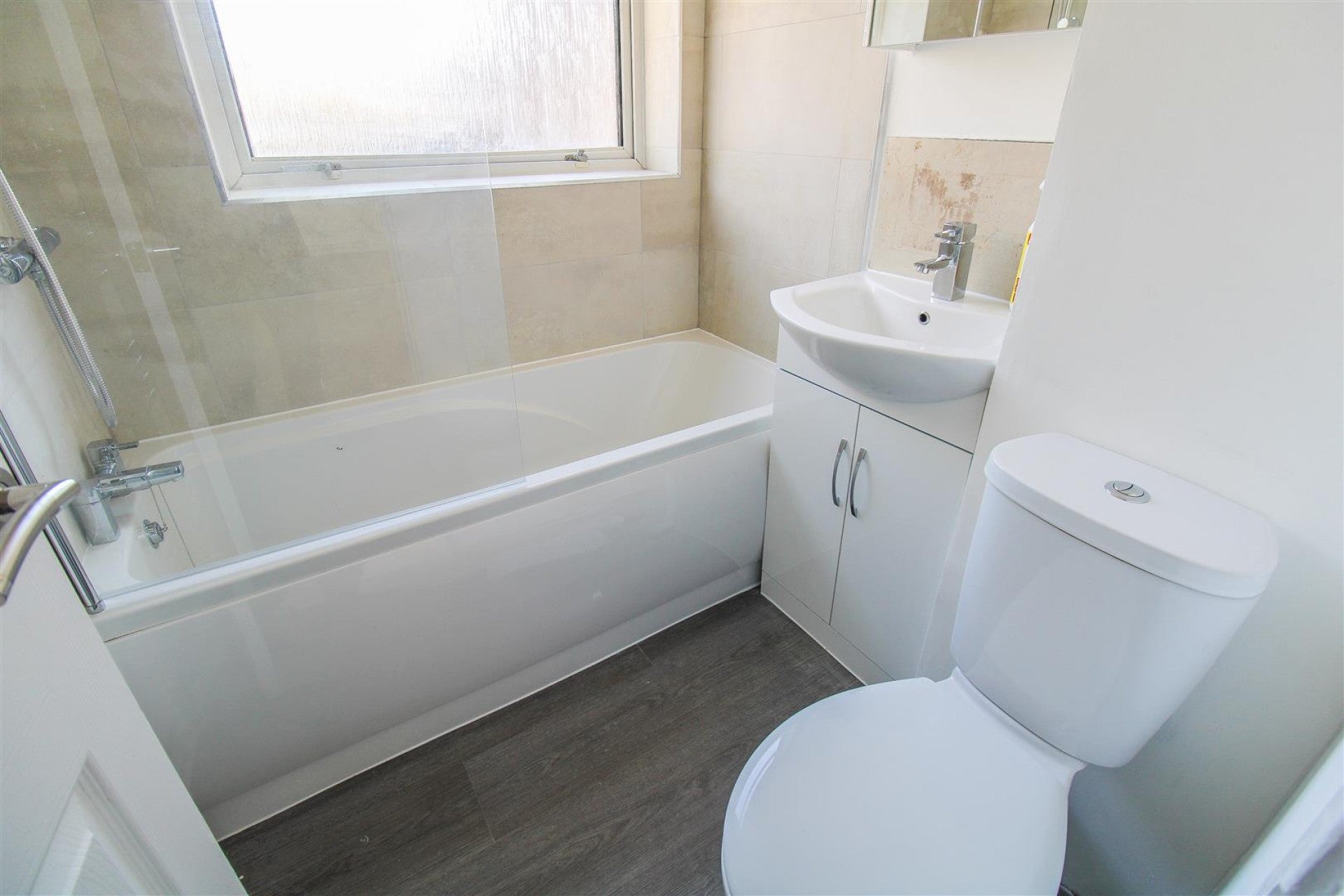 Flat Bushey Croft in Harlow