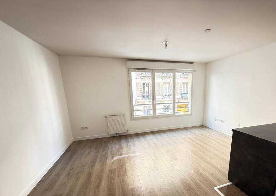 Flat Rue Charles Nodier in Pantin
