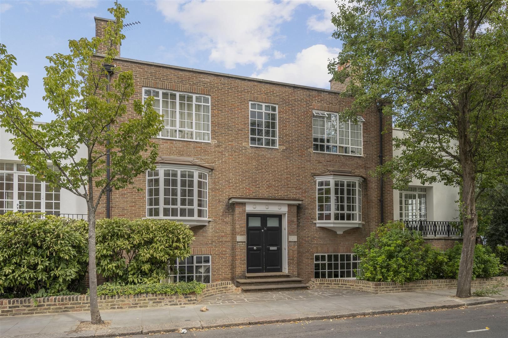 Flat Douro Place in Greater London