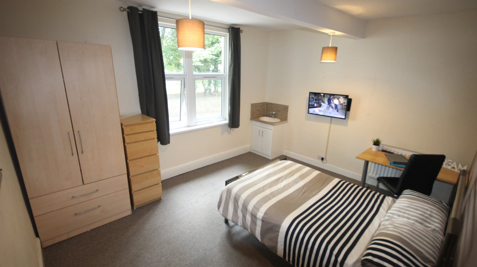 Flat Ecclesall Road in Sheffield