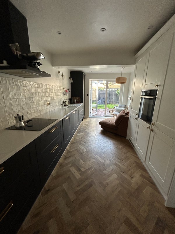 Room Rosebery Avenue in Greater London