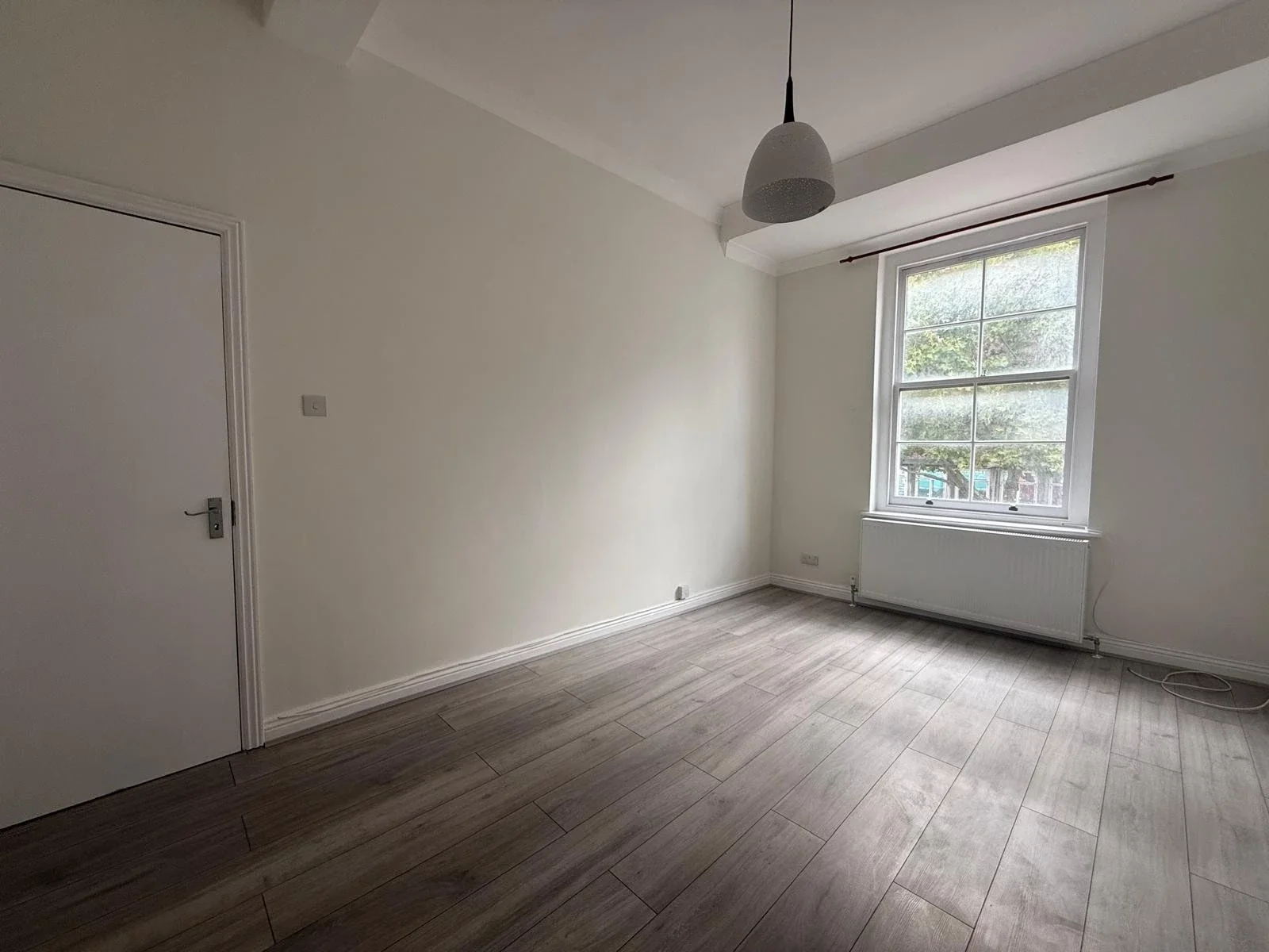 Flat Earl's Court Road in Greater London