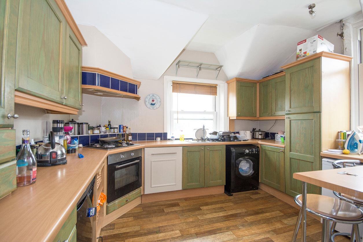 Flat Cavendish Road in Greater London
