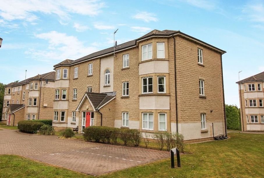 Flat Carnoustie Court in North Tyneside