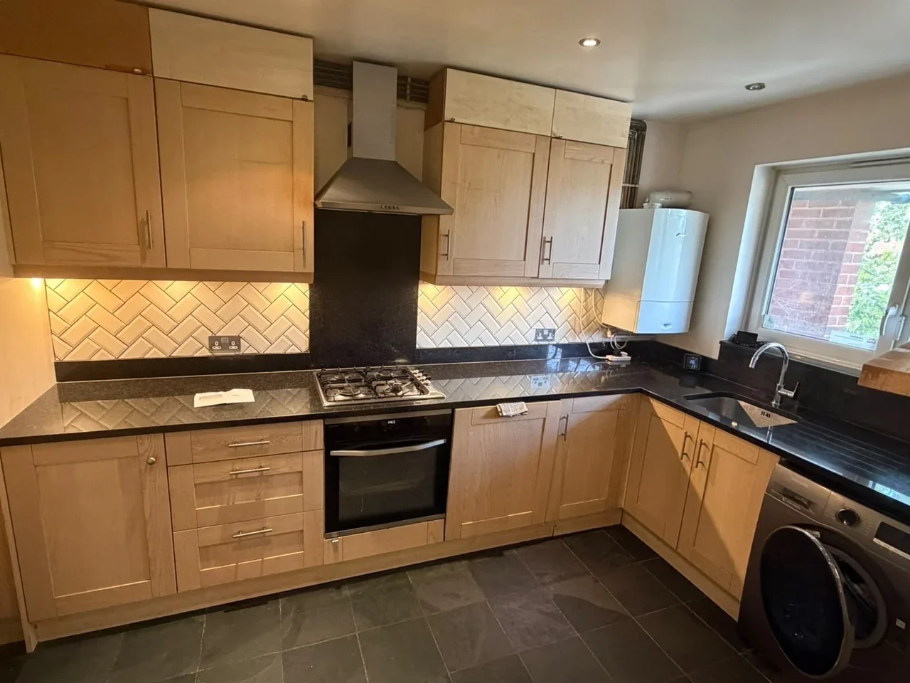 Flat Clarence Lane in Greater London