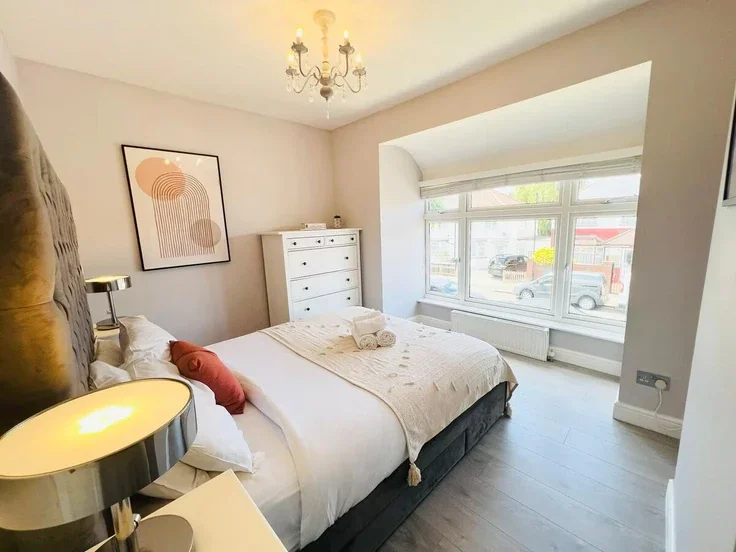 Flat Malvern Road in Greater London
