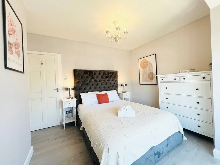 Flat Malvern Road in Greater London