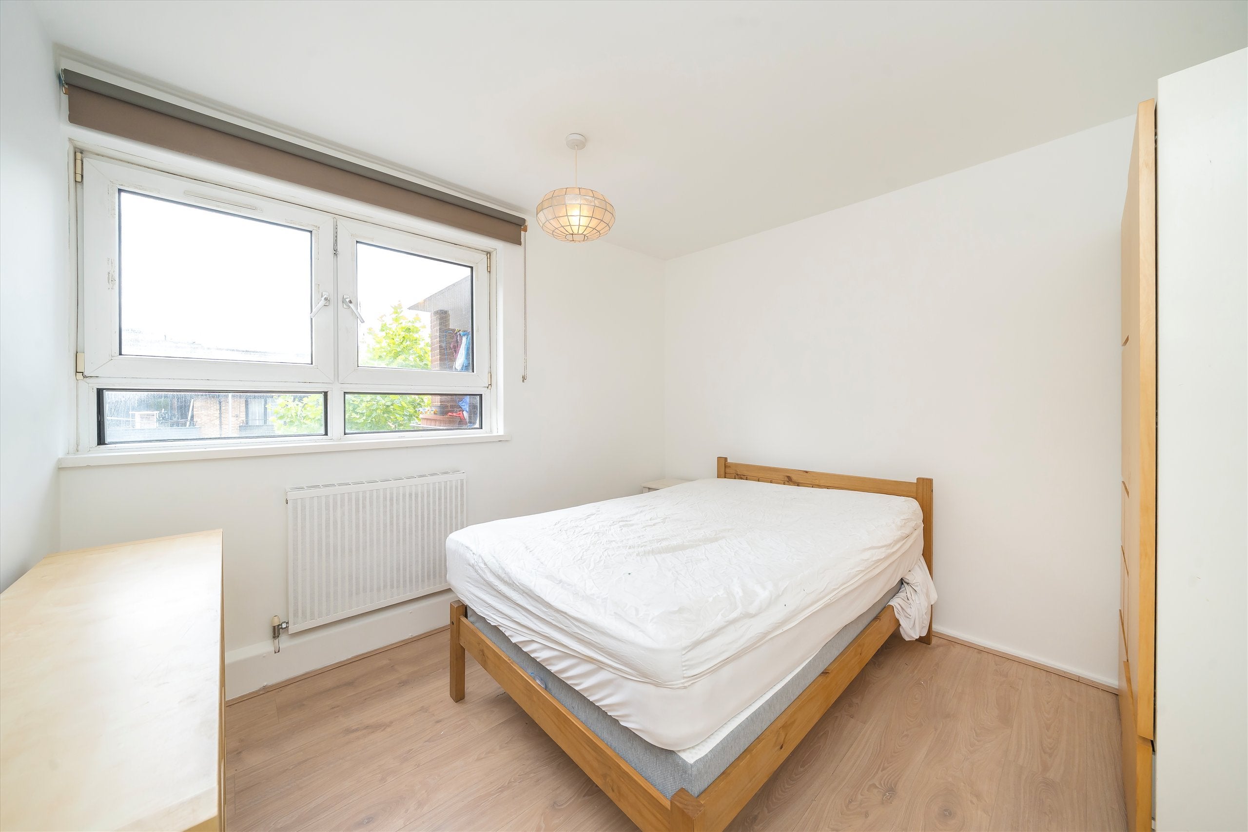 Flat Castlecombe Drive in Greater London