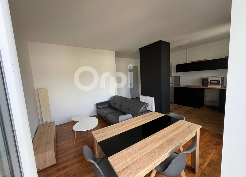 Flat Rue Gambetta in Chabanais