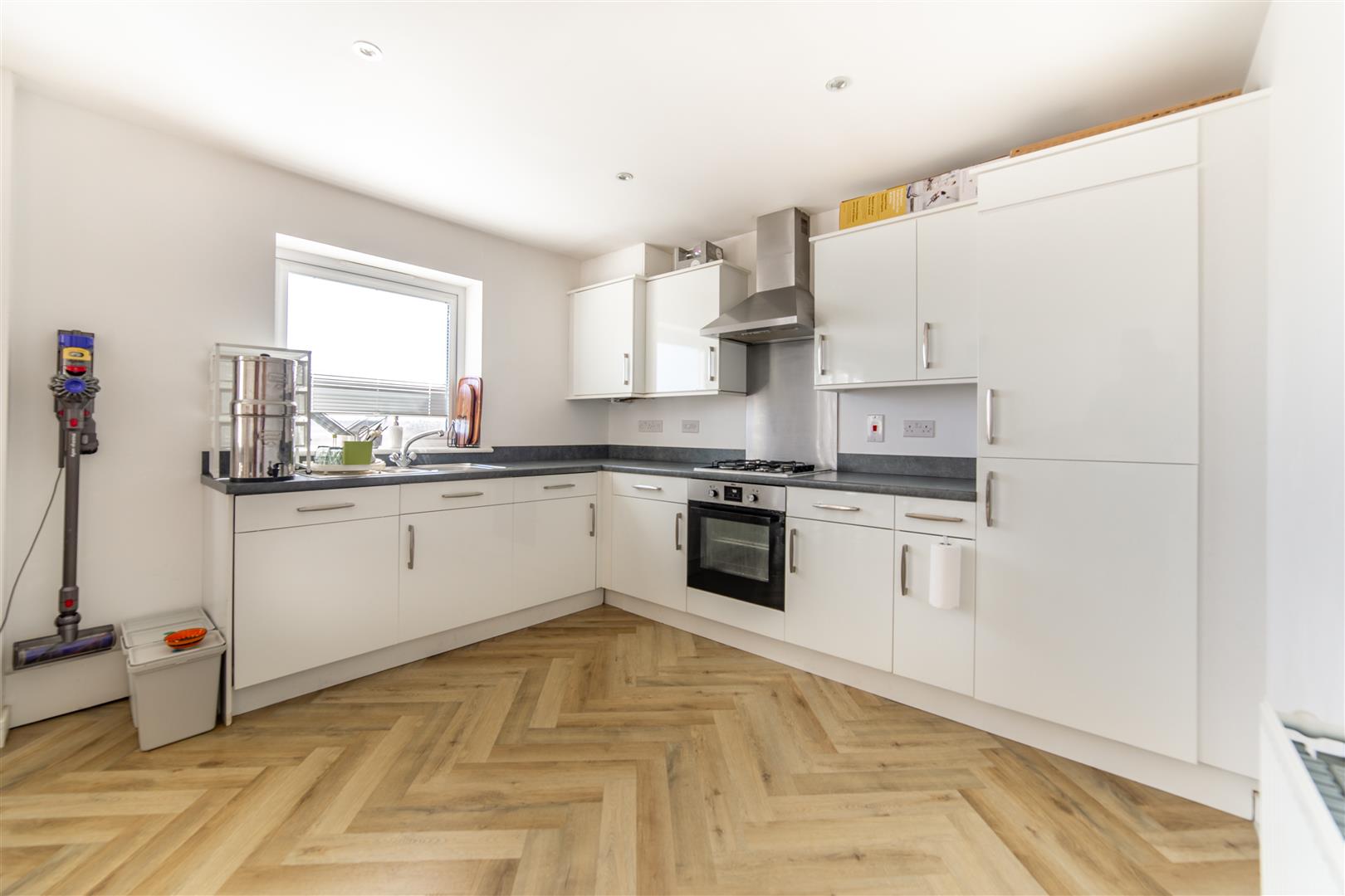 Flat Elmwood Park Court in Newcastle upon Tyne