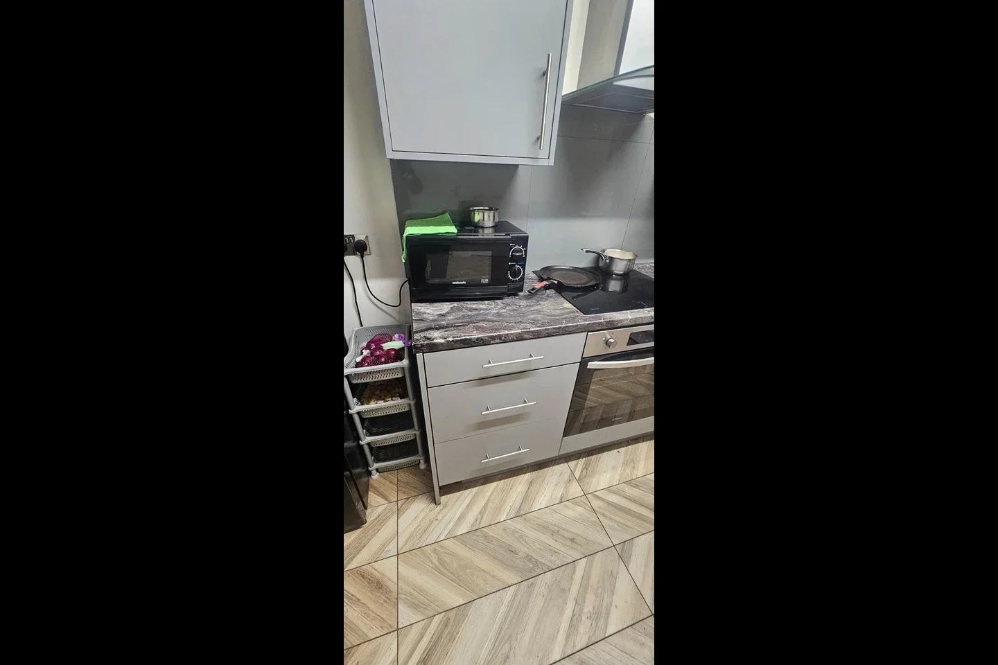 Flat Regent Avenue in Greater London