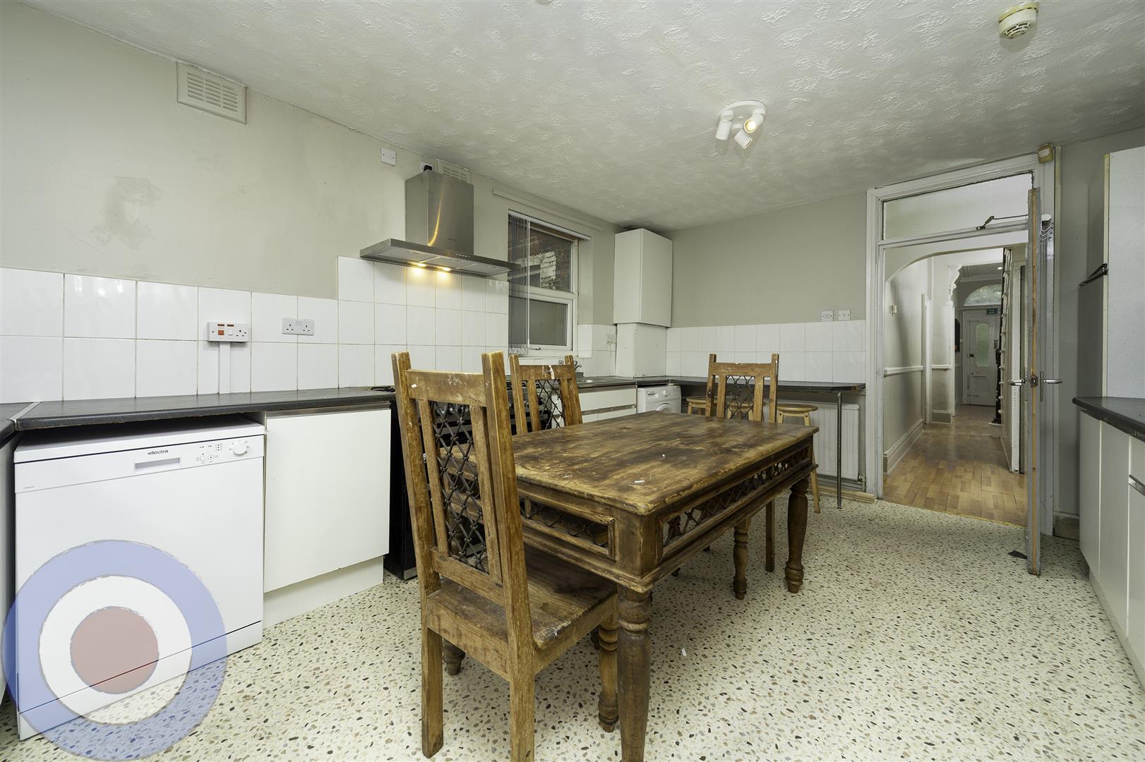 Room Moss Lane East in Manchester