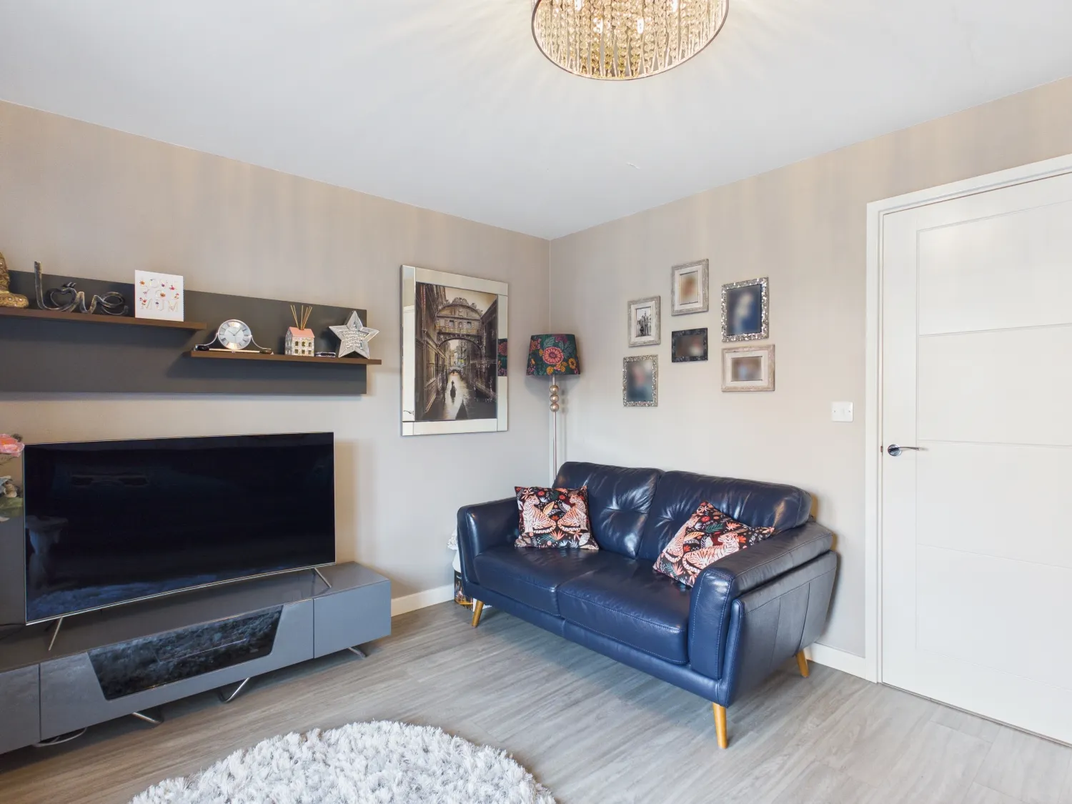 House Wenlock Way in Manchester