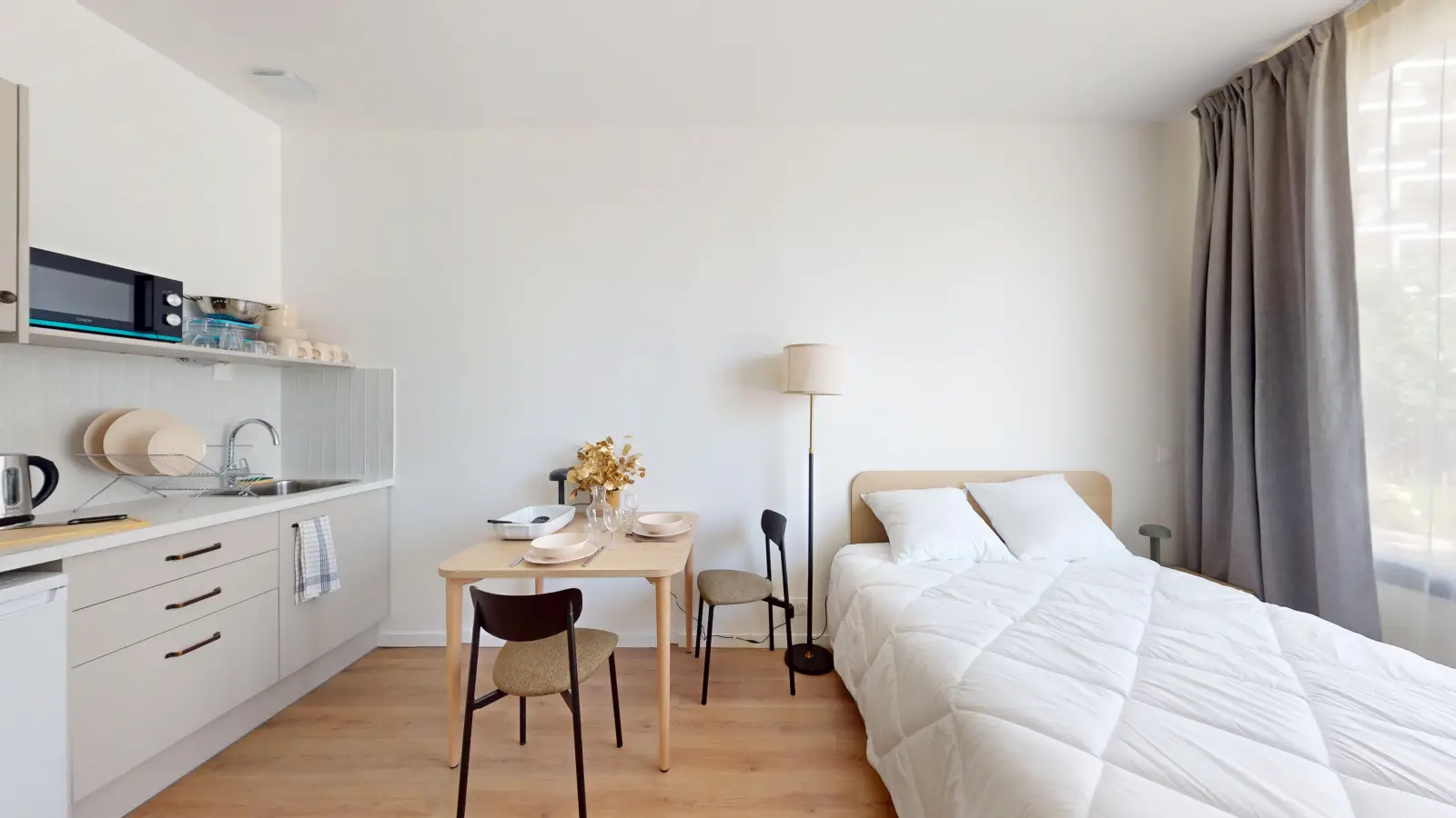 Room Rue Pierre Curie in Asnières-sur-Seine
