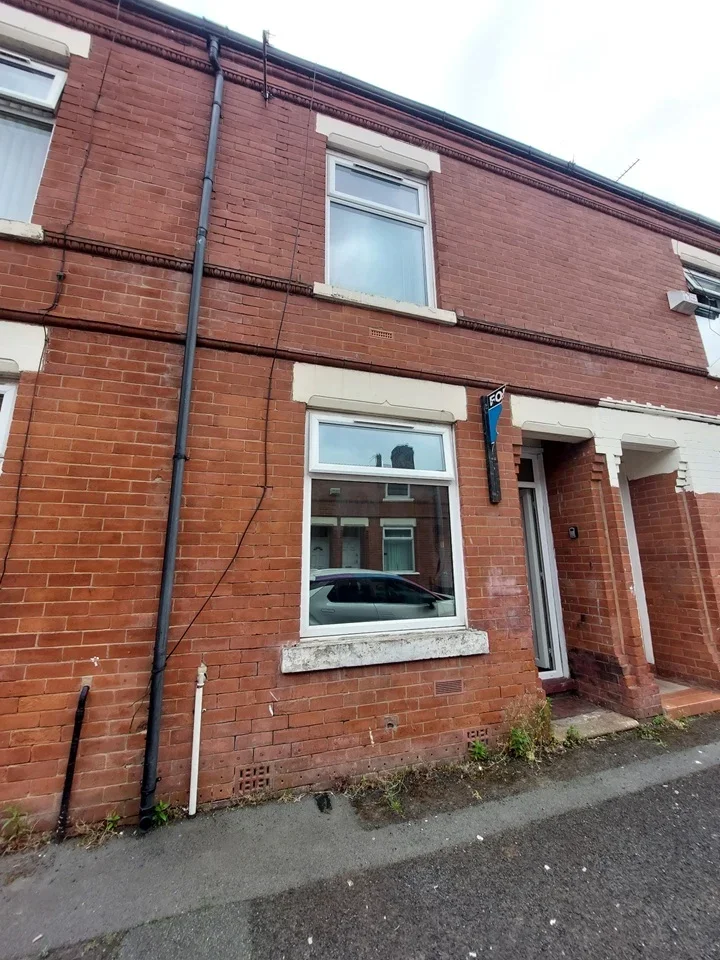 House Spreadbury Street in Manchester