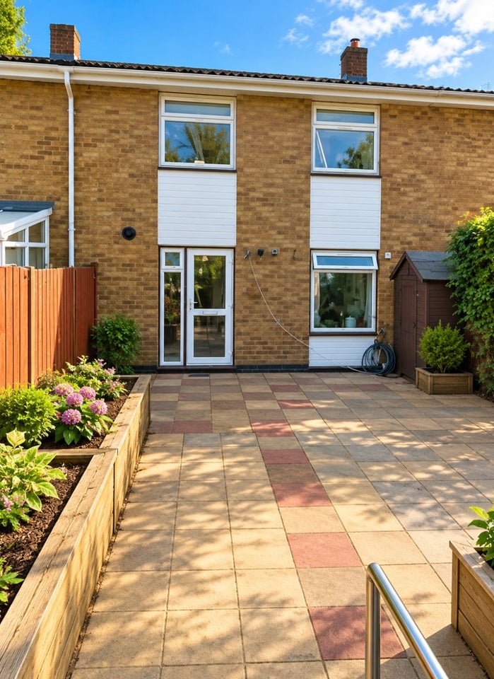House Bedwell Crescent in Stevenage