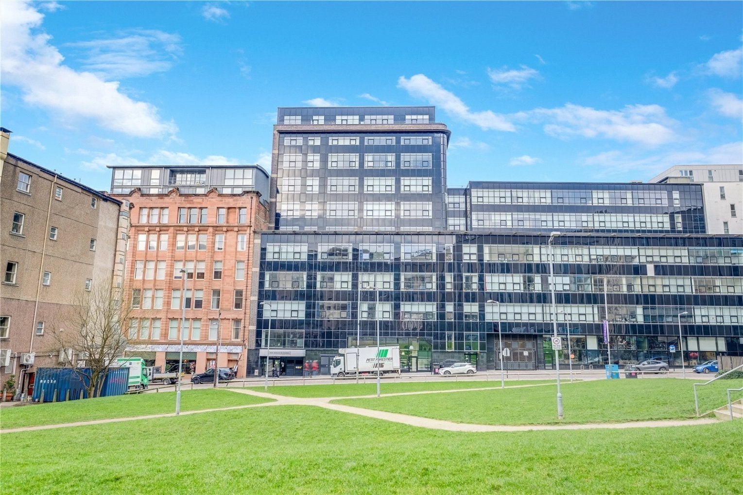 Flat Albion Street in Glasgow