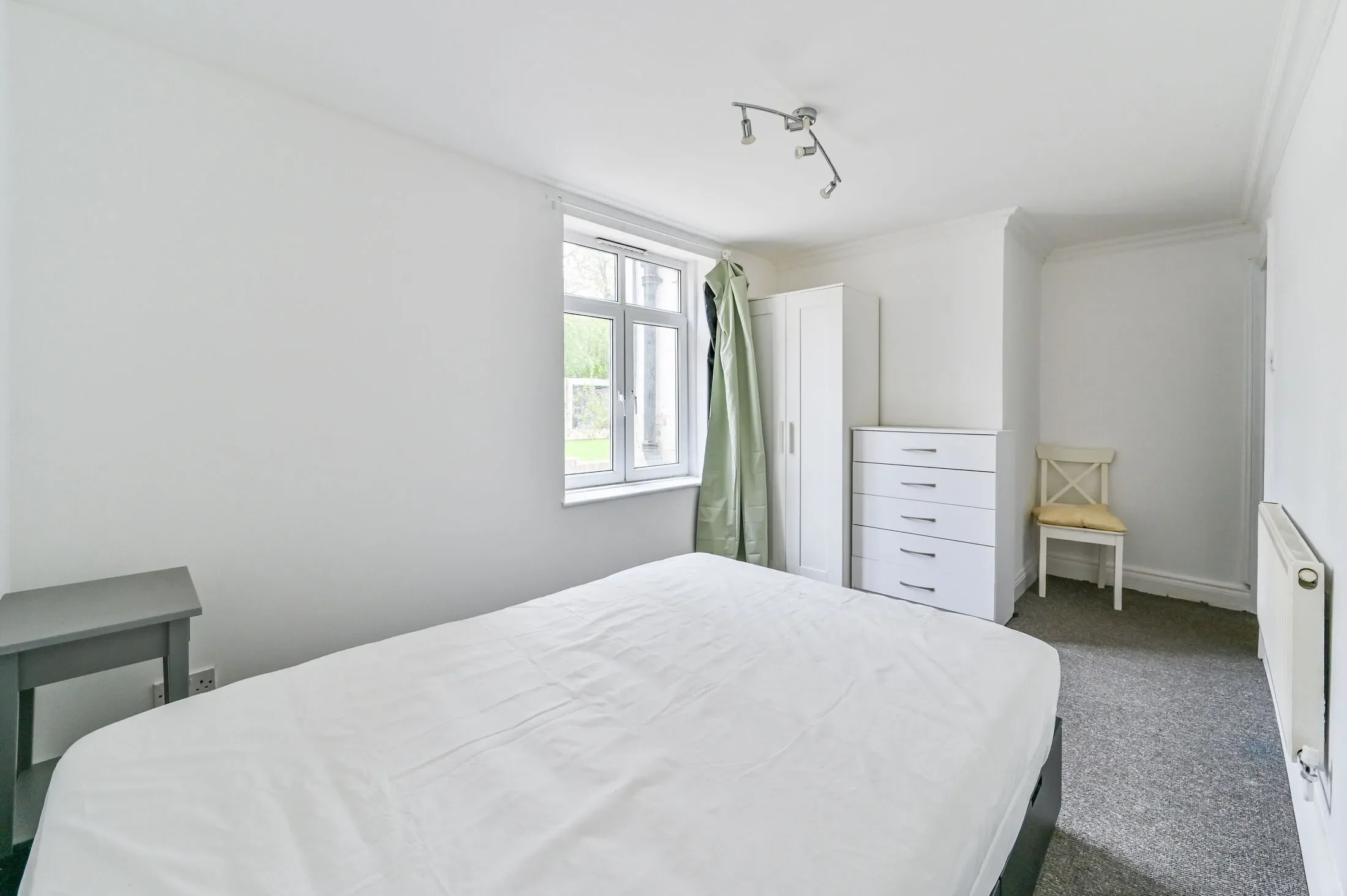 Flat Brondesbury Road in Greater London