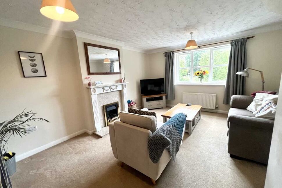 House Wickstead Close in Stapeley