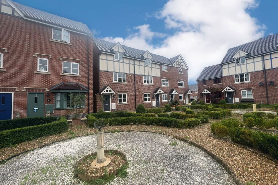 House Wickstead Close in Stapeley
