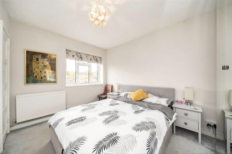 Flat Trafalgar Road in Greater London