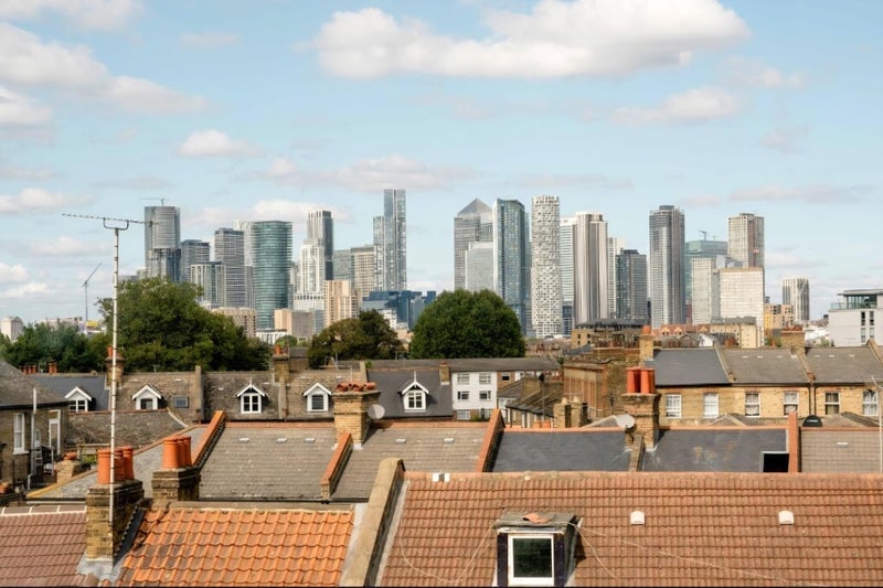Flat Trafalgar Road in Greater London