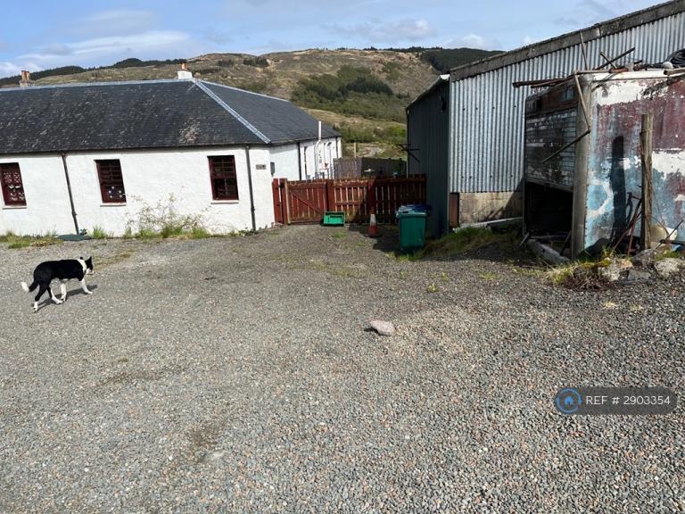 House A8003 in Auchnagarron