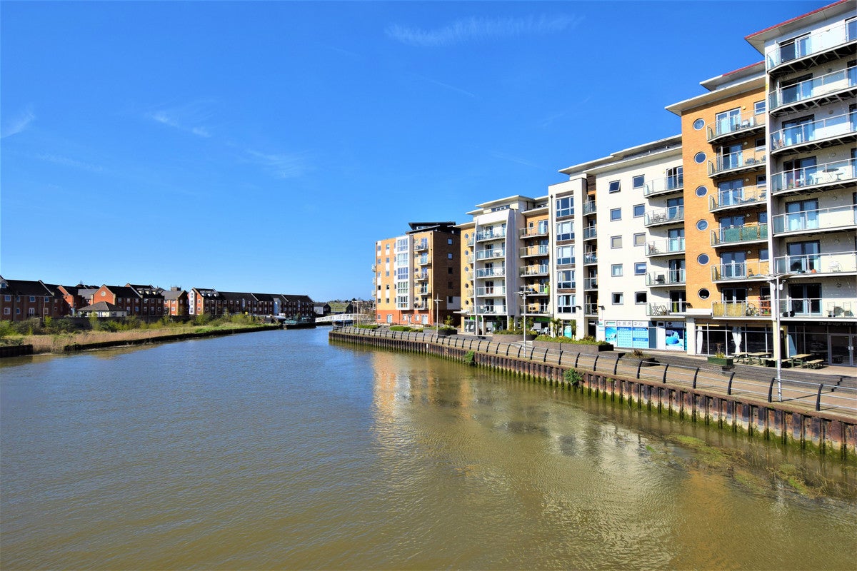 Flat Caelum Drive in Colchester
