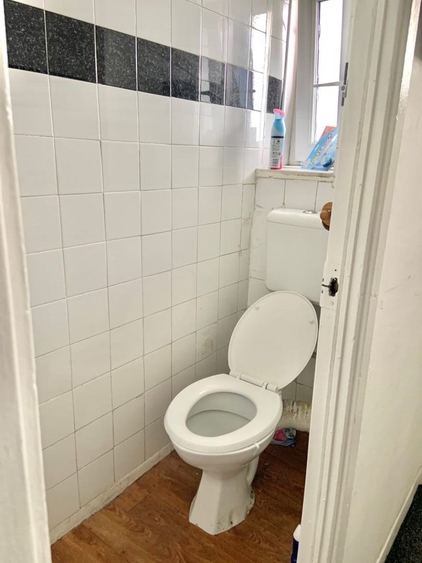 Room Devas Street in Greater London