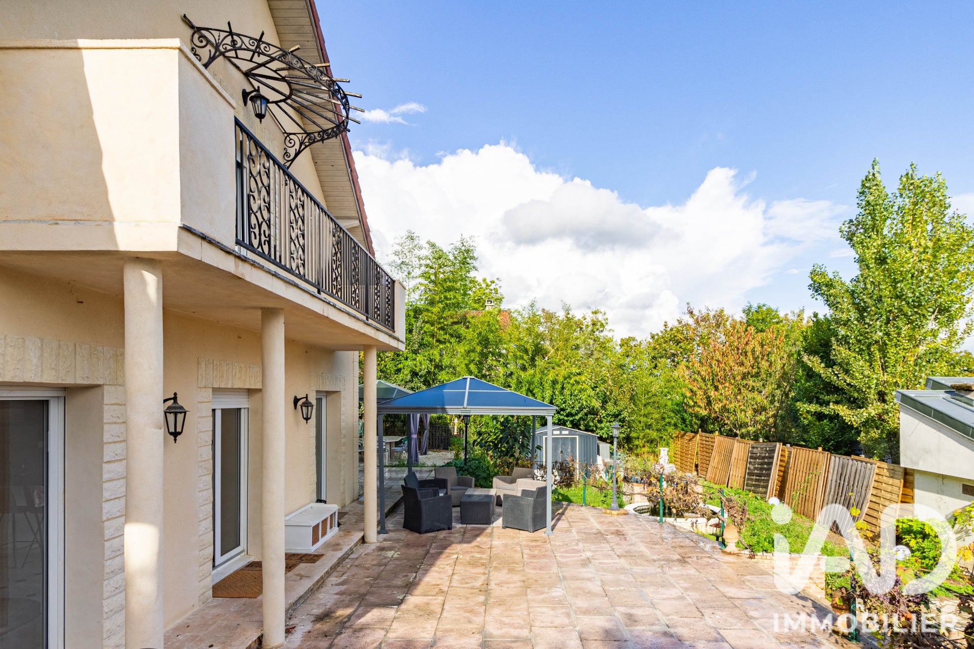 House Allée des Blondes in Le Pecq