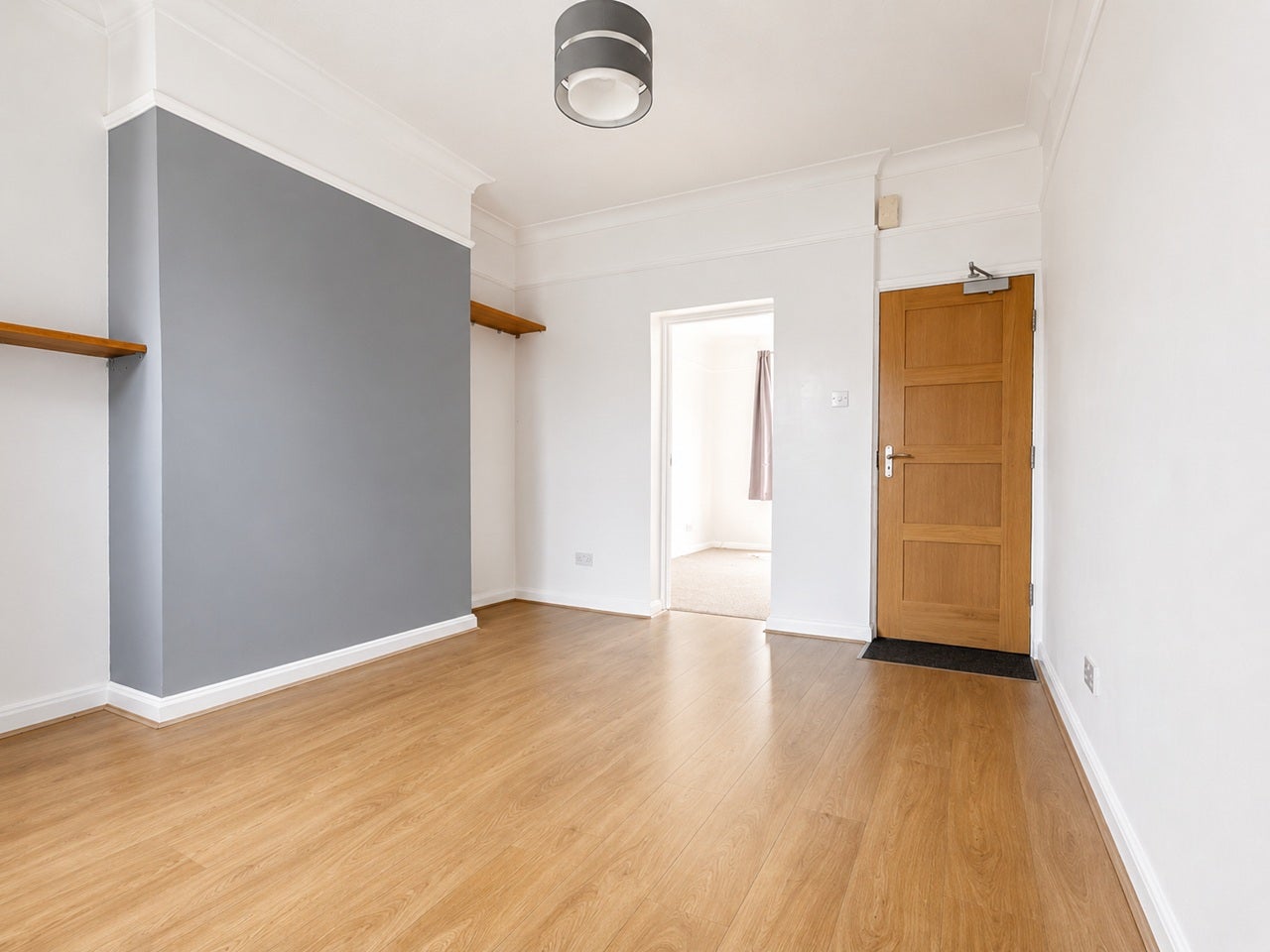 Flat London Road in Dartford