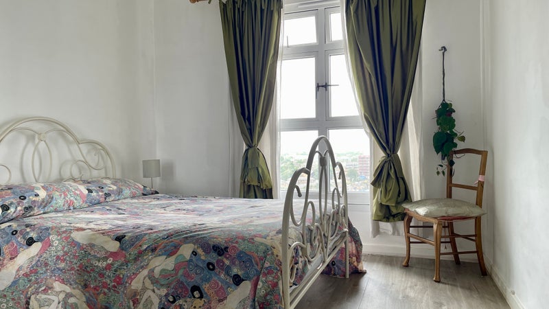 Room Chiltern Road in Greater London