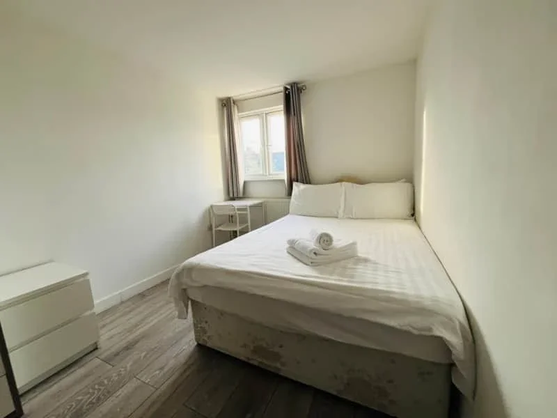 Room Winchelsea Road in Greater London