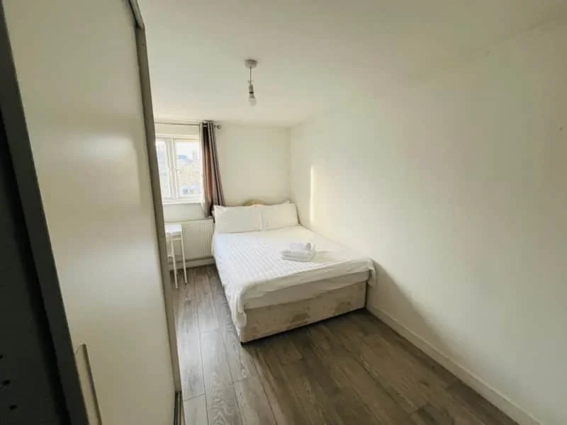 Room Winchelsea Road in Greater London