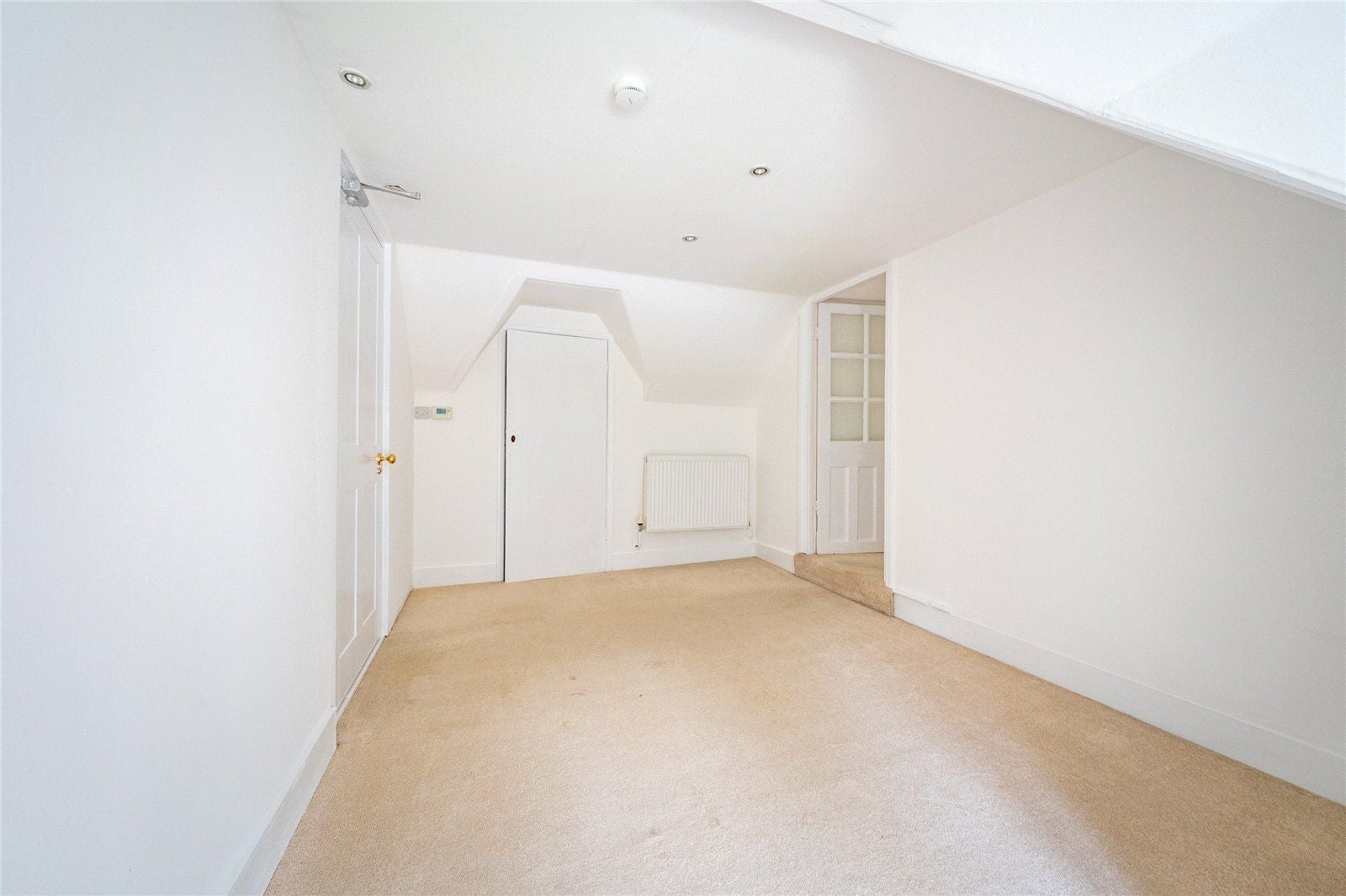 Flat Linton Hill in Maidstone