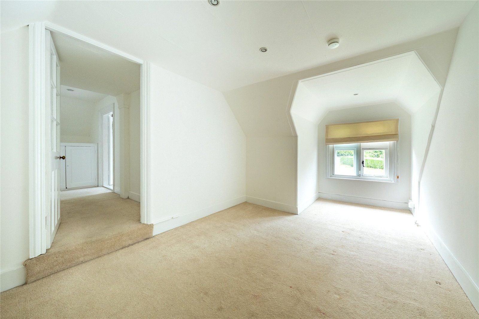 Flat Linton Hill in Maidstone