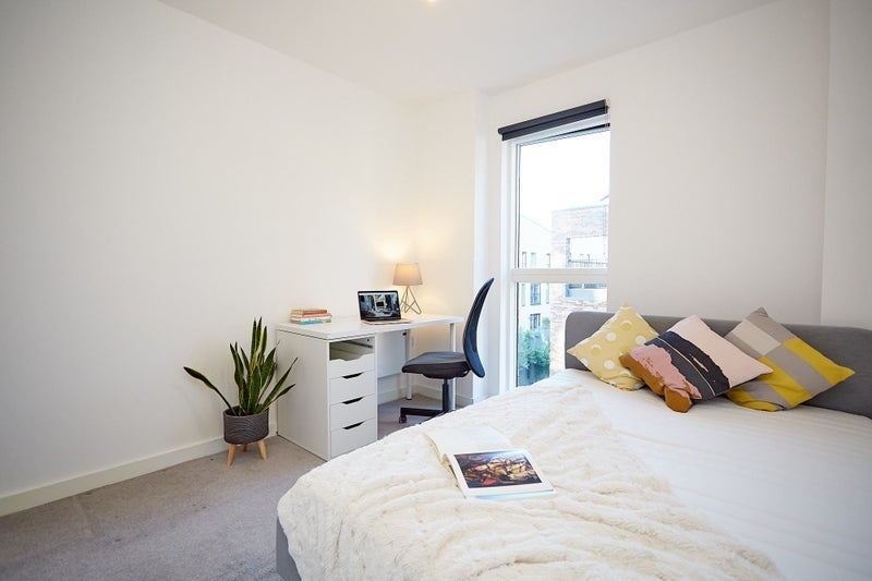Room Lockgate Mews in Manchester