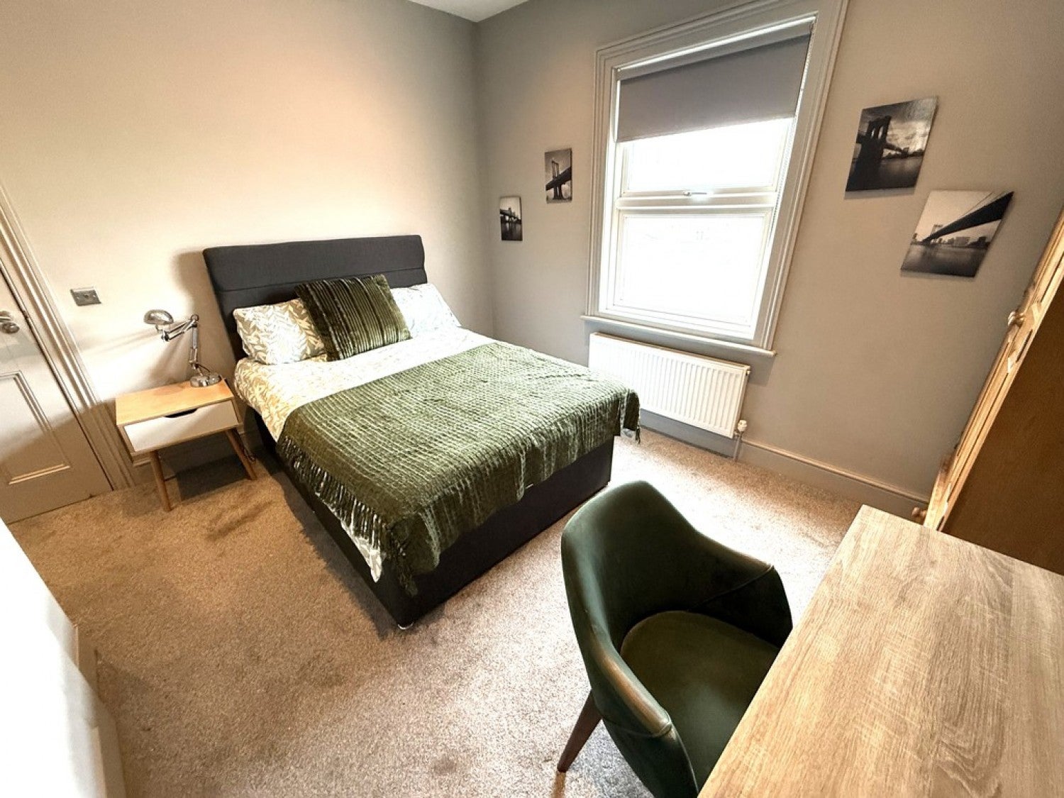 Room Howard Street in Reading