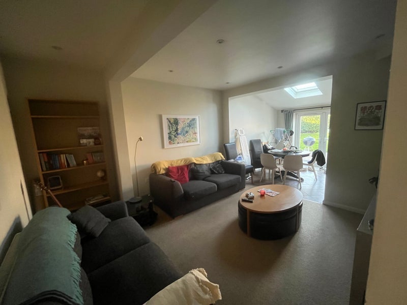 Room Dawnay Road in Greater London
