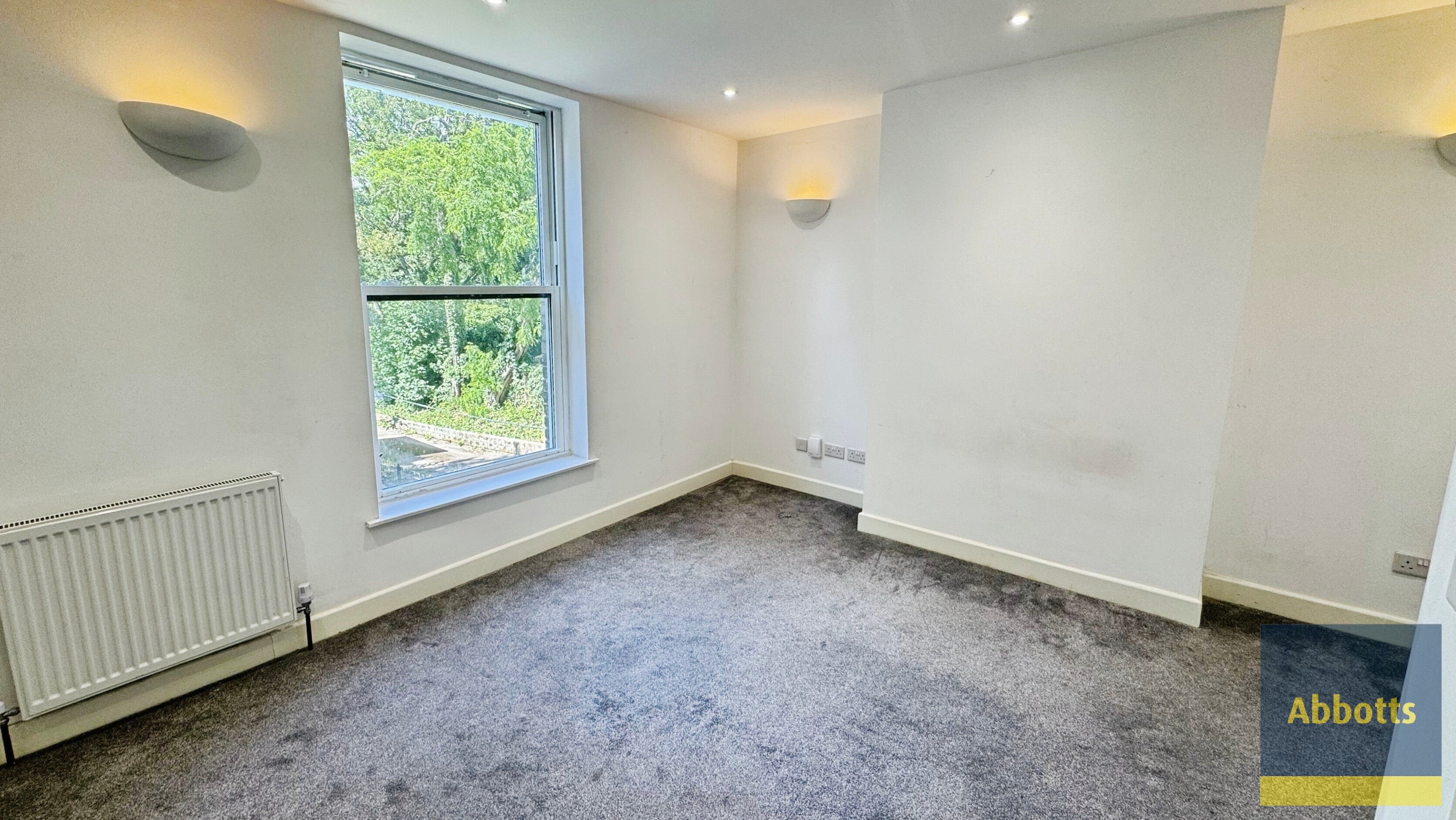 Flat Belstead Road in Ipswich