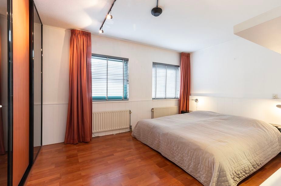 Tussenwoning te koop: Marowijne 147, Dordrecht