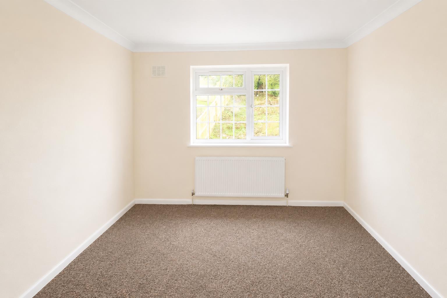 House Desborough Avenue in High Wycombe