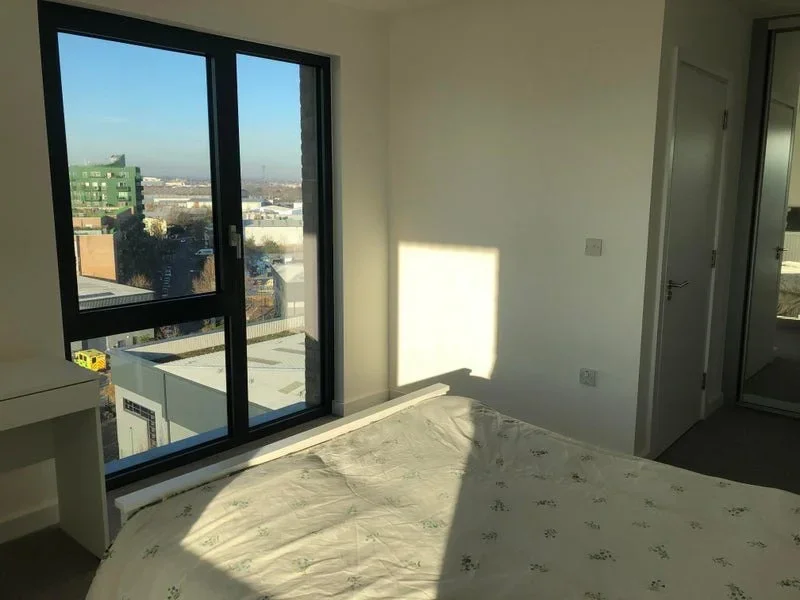 Room Acton Lane in Greater London