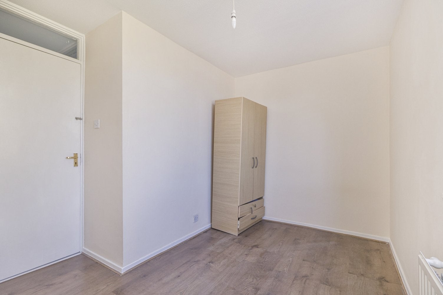 House Byron Close in Greater London